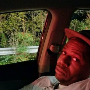 Meet your Posher, Carlos